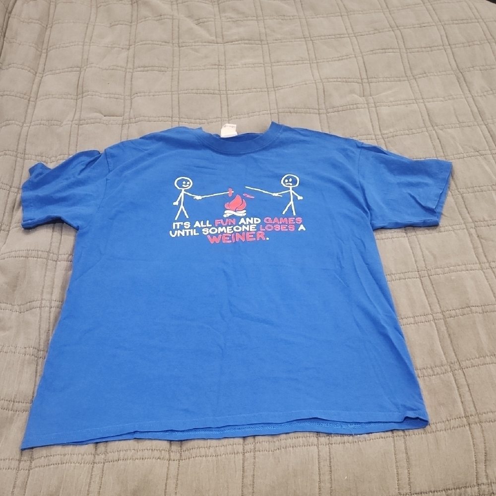 Gildan Fun Graphic Blue Tee Size L!